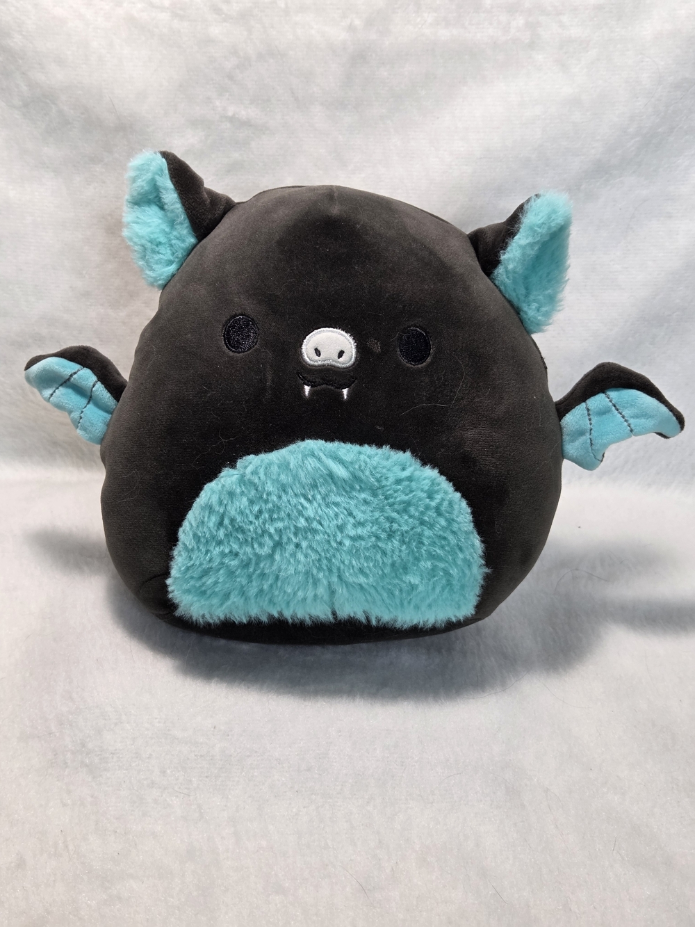 ALDOUS Squishmallows 7.5" Black and Teal Fruit Bat NO HANGTAG